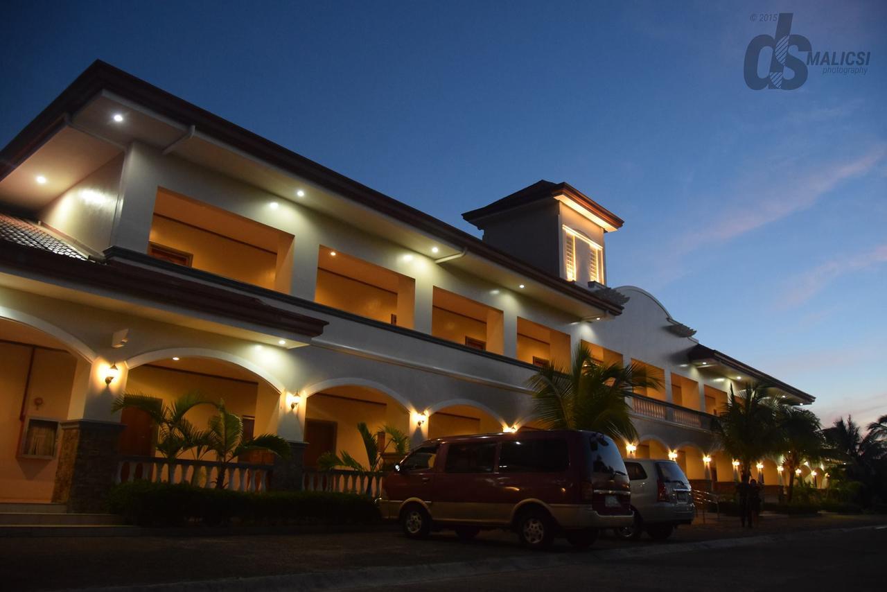 Subic Waterfront Resort And Hotel Exterior foto